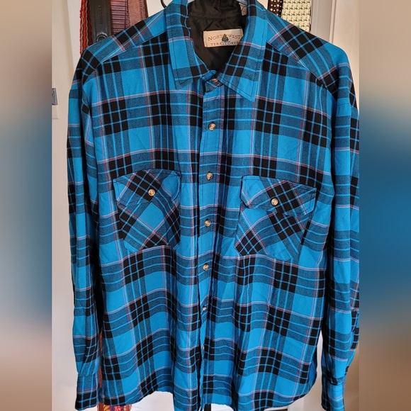 Vintage Northwest Territory Flannel Button-Up Long Sleeve Shirt - Picture 3 of 8